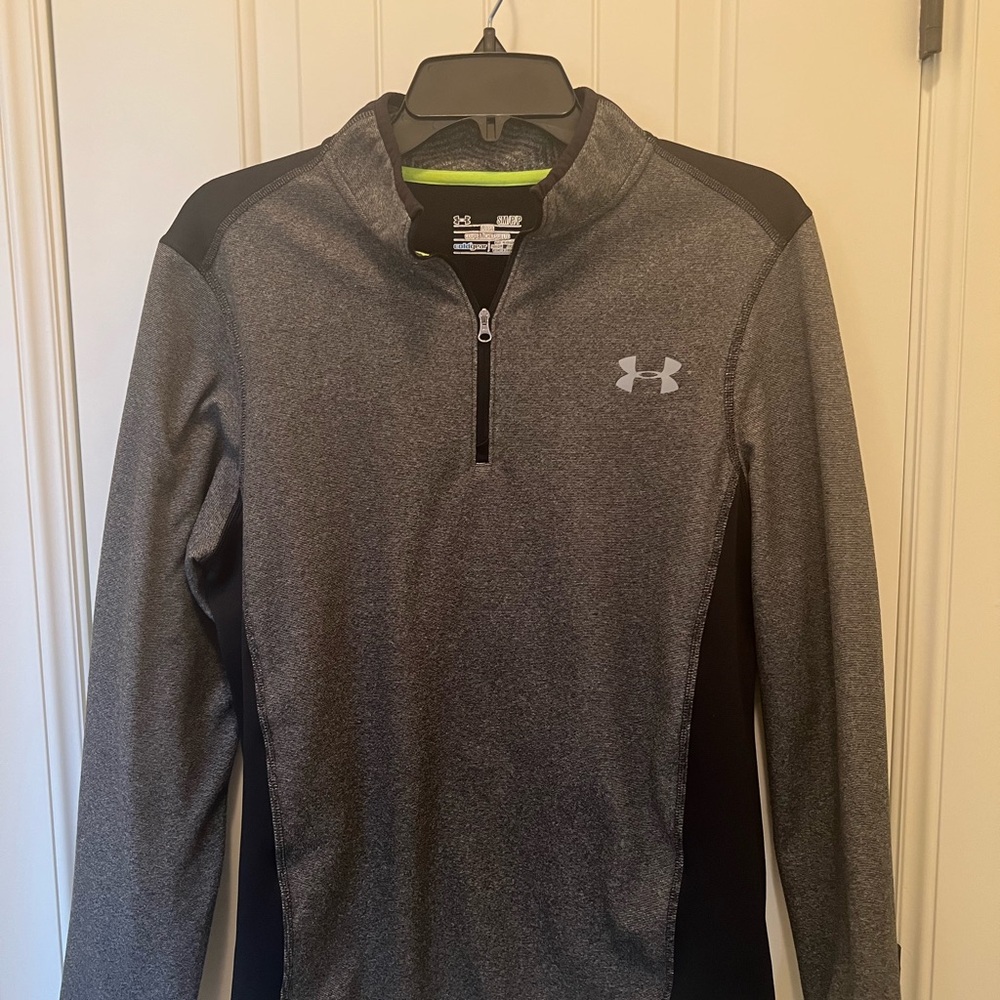 Under Armour Men's Cold Gear Quarter-Zip Pullover. Size S